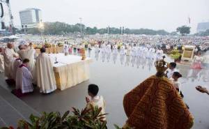 Paus Misa Filipina2