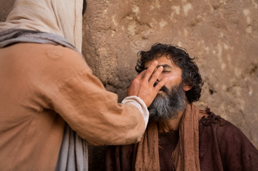 jesus-annoints-a-man-born-blind