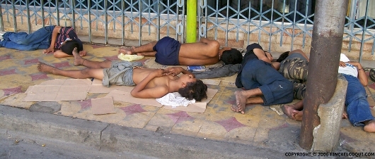 street-children-and-teens-sleeping-honduras5