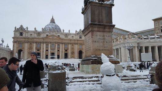 Salju di Vatikan 1