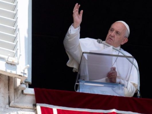 Paus Fransiskus saat Malaikat Tuhan (Vatican Media)