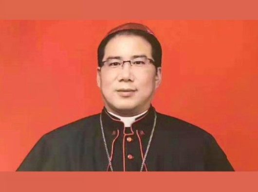 Uskup Stefano Xu Hongwei.