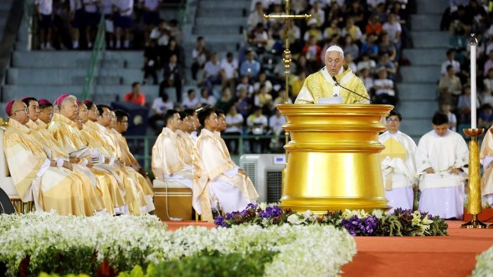 Misa Paus di Thailand 15
