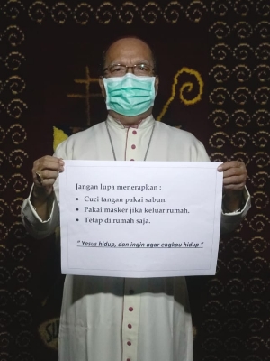 Uskup Agung Makassar Mgr John Liku Ada