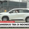 Ini Perjalanan Sejarah Mobil Seorang Paus, Apa Merek Mobil Pertema yang Dimiliki Seorang Paus? Paus Fransiskus duduk di depan bersama sopir selama perjalanan dengan mobil Inova dari bandara Soekarno Hatta Jakarta ke kedutaan Besar Vatikan. IST