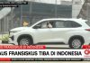 Ini Perjalanan Sejarah Mobil Seorang Paus, Apa Merek Mobil Pertema yang Dimiliki Seorang Paus? Paus Fransiskus duduk di depan bersama sopir selama perjalanan dengan mobil Inova dari bandara Soekarno Hatta Jakarta ke kedutaan Besar Vatikan. IST