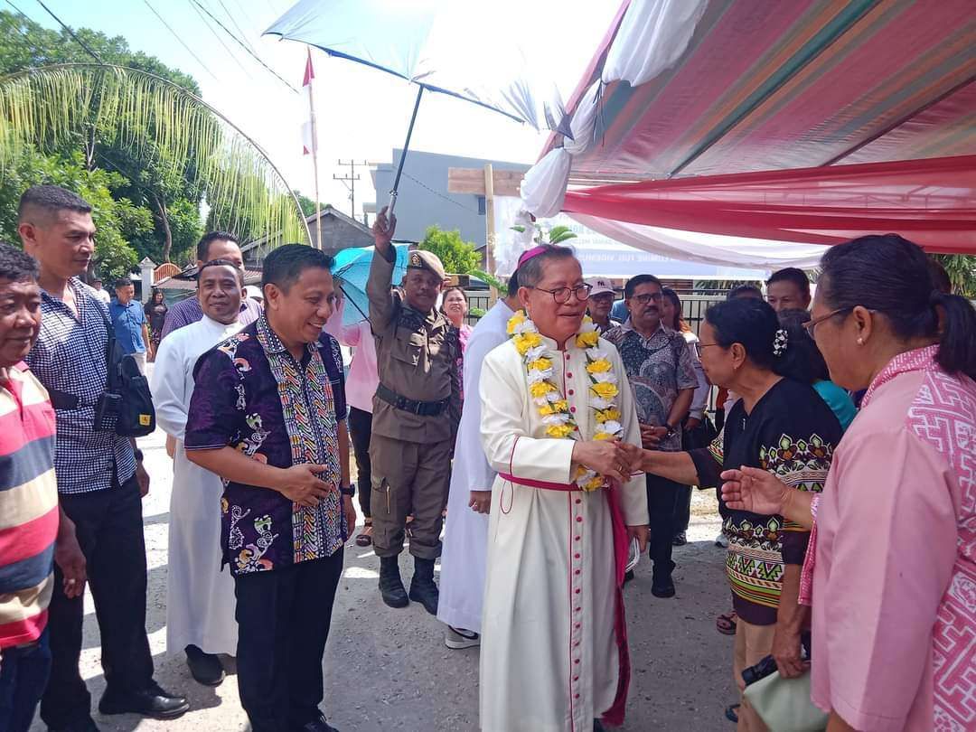 Uskup Manado Kunjungi Paroki Maria Ratu Damai Melonguane di Talaud. RRI