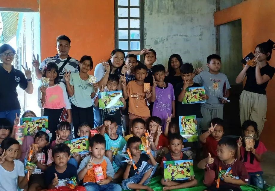 Pendampingan anak-anak oleh Keluarga Dominikan di Paroki Mandor, Landak, Kalimantan Barat. IST