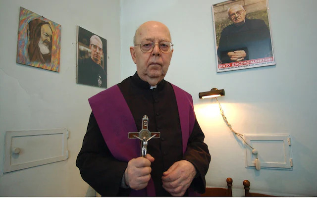 Pastor Gabriel Amorth. IST