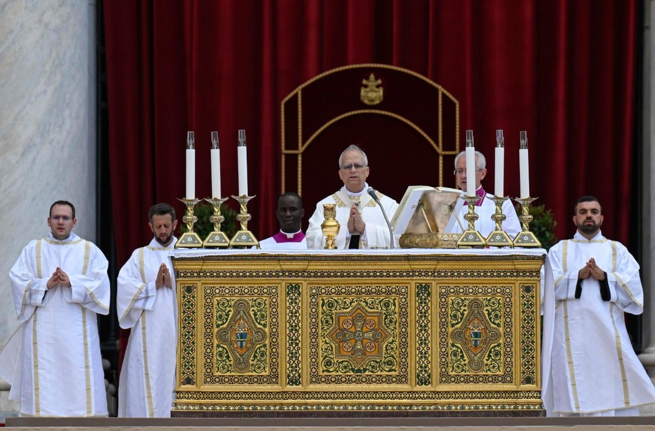 Paus Leo XIV memimpin Misa Corpus Christi di Basilika St. Yohanes Lateran, Roma, Italia