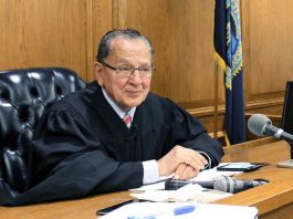 Frank Caprio, Hakim yang terkenal karena belas kasihan kepada setiap orang yang masuk ke pengadilannya, wafat di usia 88 tahun. CNA