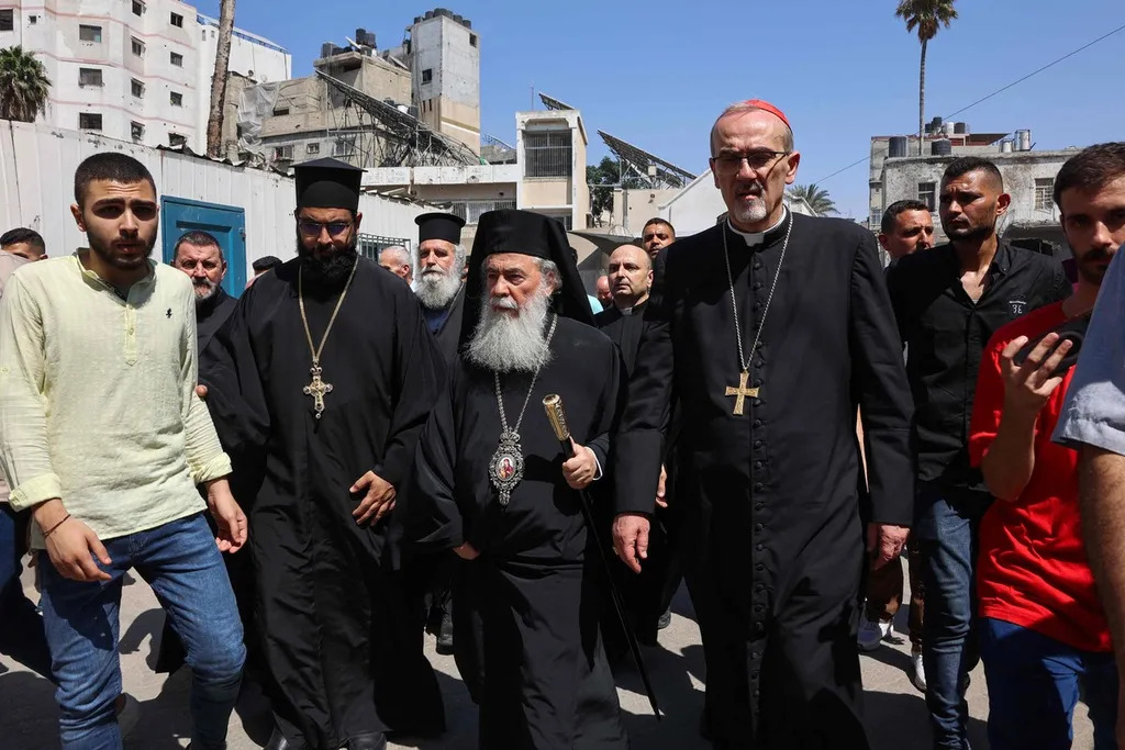 Patriark Latin Yerusalem, Kardinal Pierbattista Pizzaballa, dan Patriark Ortodoks Yunani Theophilos III. CNA