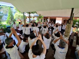Suasana Syukur delapan tahun peresmian Chapter Persaudaraan Dominikan Awam Indonesia (PDAI) St. Katarina Siena Jakarta di Taman Mini Indo