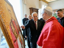 Paus Leo XIV bertemu Presiden Palestina, Mahmoud abbas. Time of Israel