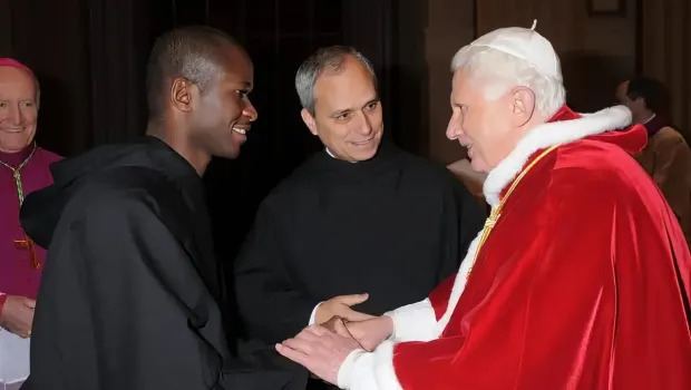 Pastor Edward Daniang Daleng, Pastor Robert Francis Prevost, dan Paus Benediktus XVI