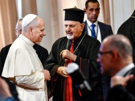 Paus Leo XIV tiba di Lebanon.