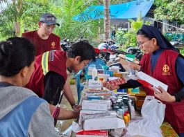 Jaringan Caritas Indonesia membuka layanan kesehatan untuk para penyintas bencana banjir di Sibolga. Dok. Caritas Indonesia