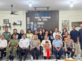 Uskup Ordinariat Castrensis Indonesia (OCI), Ignatius Kardinal Suharyo, melakukan kunjungan ke sejumlah markas TNI–Polri bersama rombongan OCI di Tanjungpinang , Kepri, 4 Desember 2025.