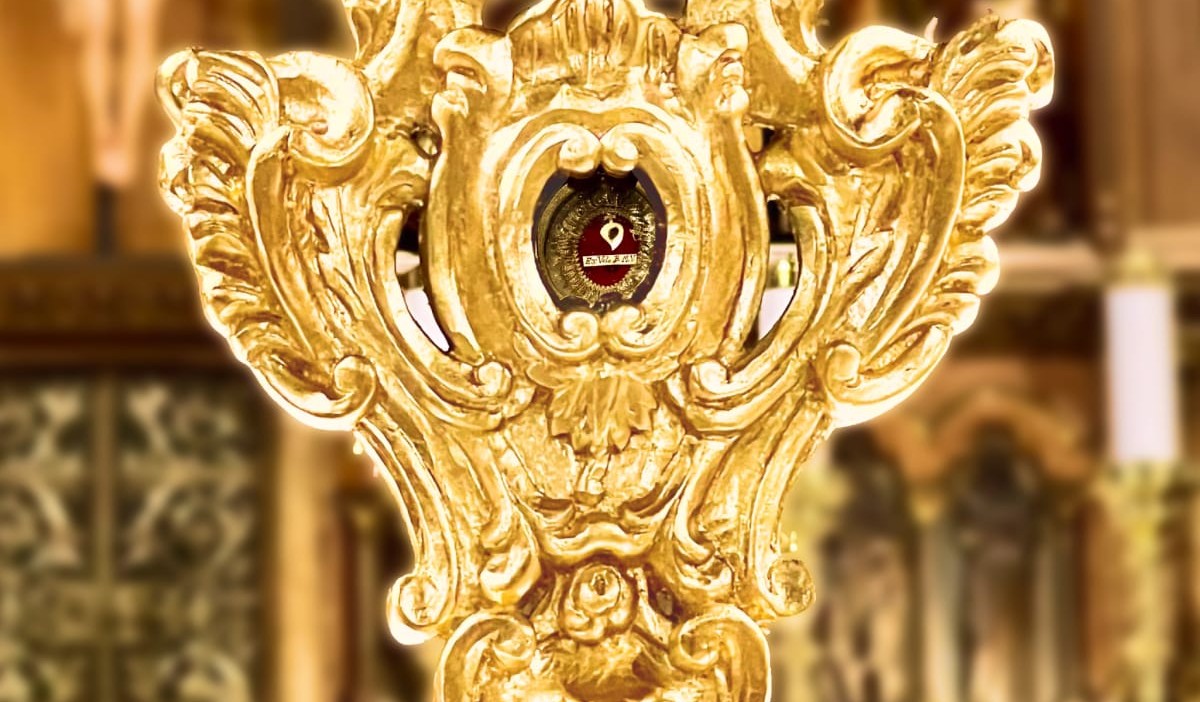 Relikui Kerudung Maria di Katedral St. Maria Diangkat ke Surga Jakarta. Dok. Katedral Jakarta