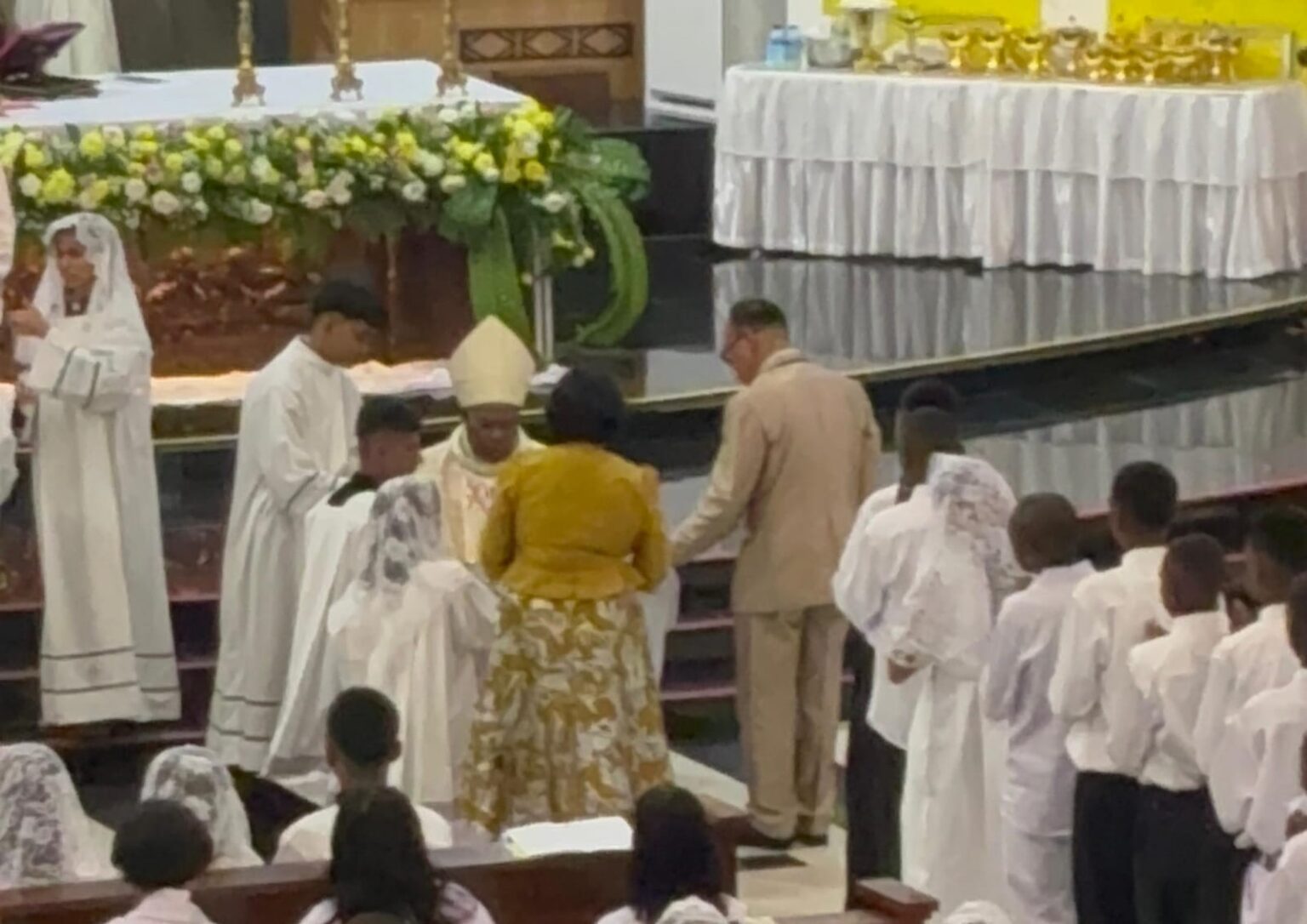 Misa Paskah 2026 di Katedral Tiga Raja Timika